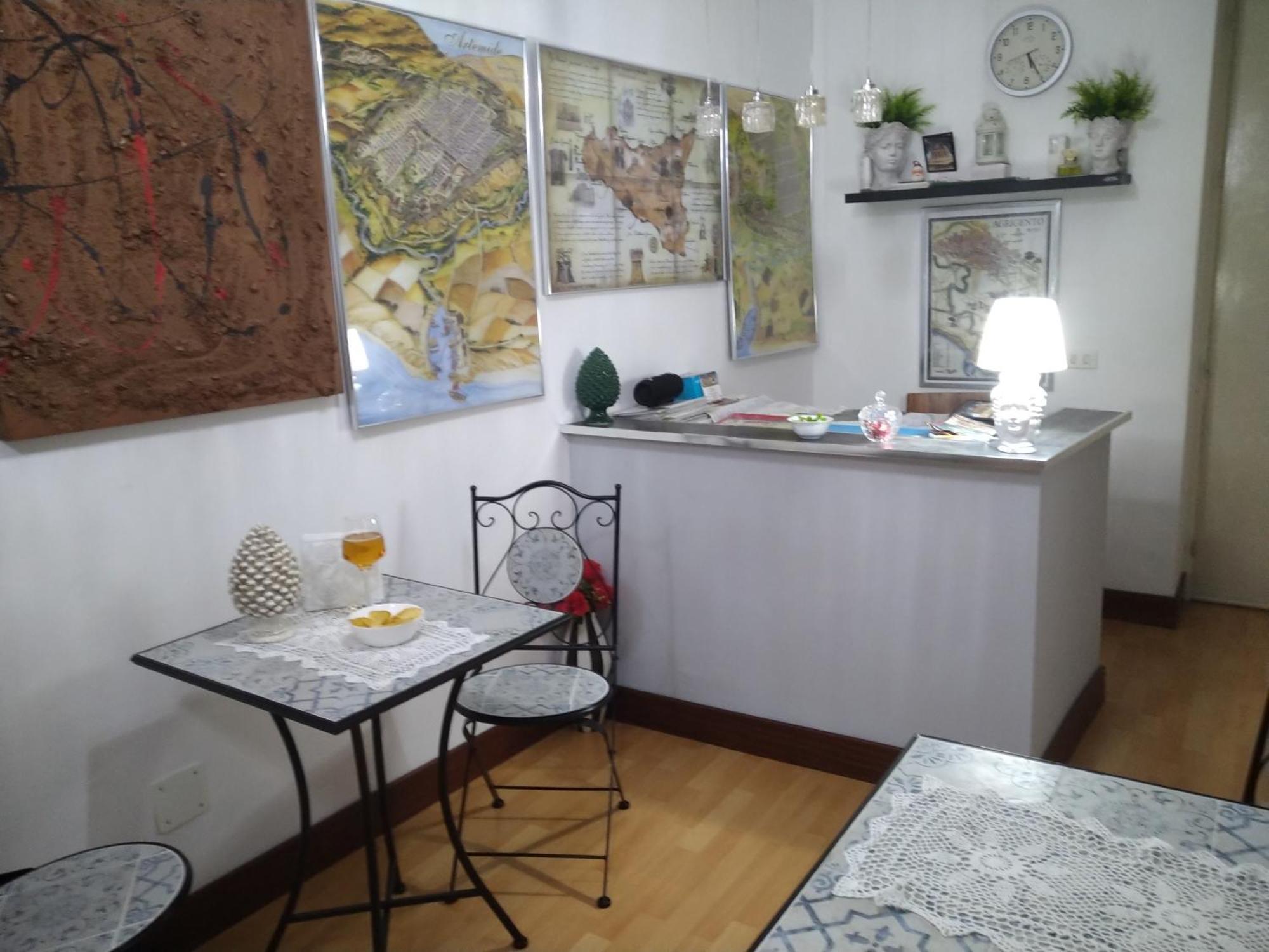 Artemide Rent Bedrooms 阿格里真托 外观 照片